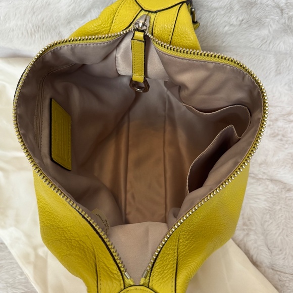 Coach Hobo handbag - Picture 8 of 9